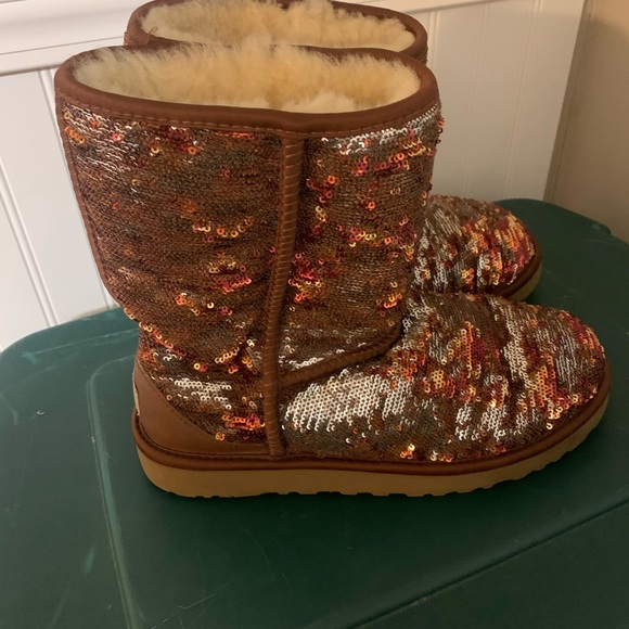 Ugg boots - Picture 2 of 3